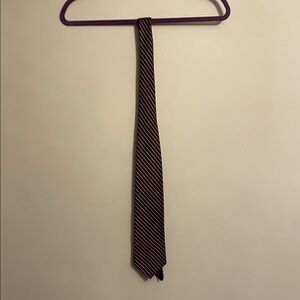 Brooks Brothers Silk Burgundy and Gold Diagonal Stripe Tie